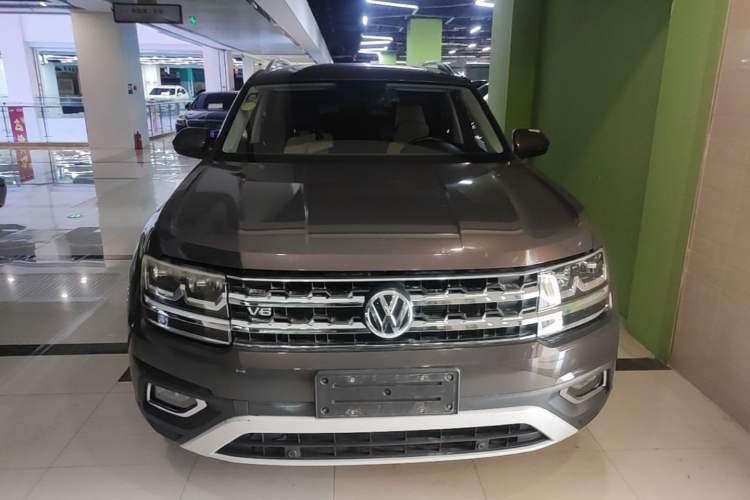 Used Volkswagen Teramont 2017 530 V6 Four-Wheel Drive Luxury Edition Front