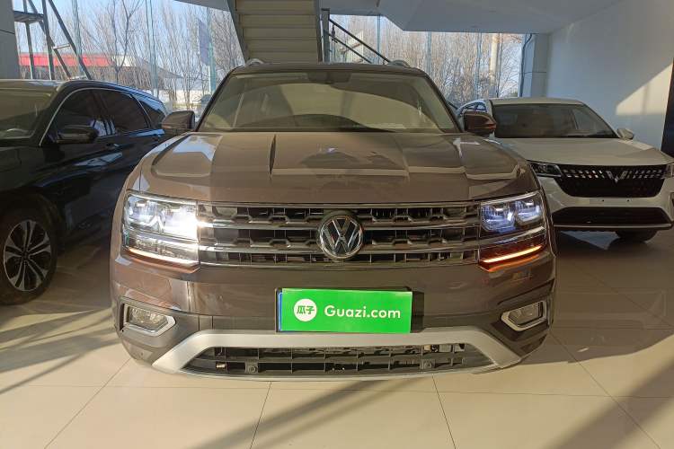 Used Volkswagen Teramont 2017 330TSI Two-Wheel-Drive Luxury Edition Front