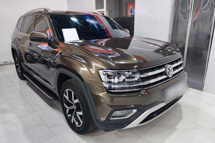 Used Volkswagen Teramont 2017 330TSI Two-Wheel-Drive Luxury Edition Front Right 45 Deg