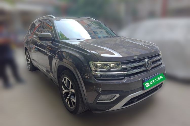 Used Volkswagen Teramont 2017 530 V6 Four-Wheel Drive Luxury Edition Front Right 45 Deg