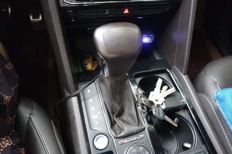 Used Volkswagen Teramont 2017 380TSI Four-Wheel Drive Luxury Edition Gear Lever