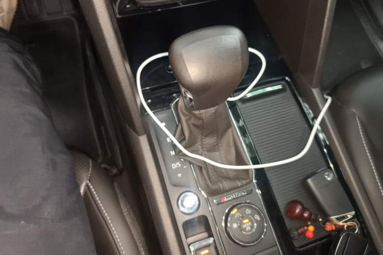 Used Volkswagen Teramont 2017 380TSI Four-Wheel Drive Luxury Edition Gear Lever