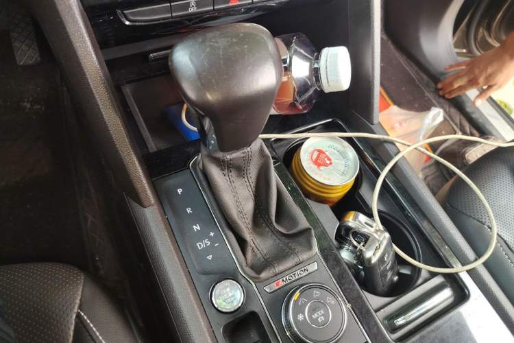 Used Volkswagen Teramont 2017 380TSI Four-Wheel Drive Luxury Edition Gear Lever