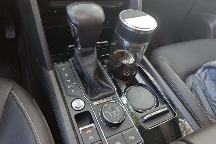 Used Volkswagen Teramont 2017 380TSI Four-Wheel Drive Luxury Edition Gear Lever