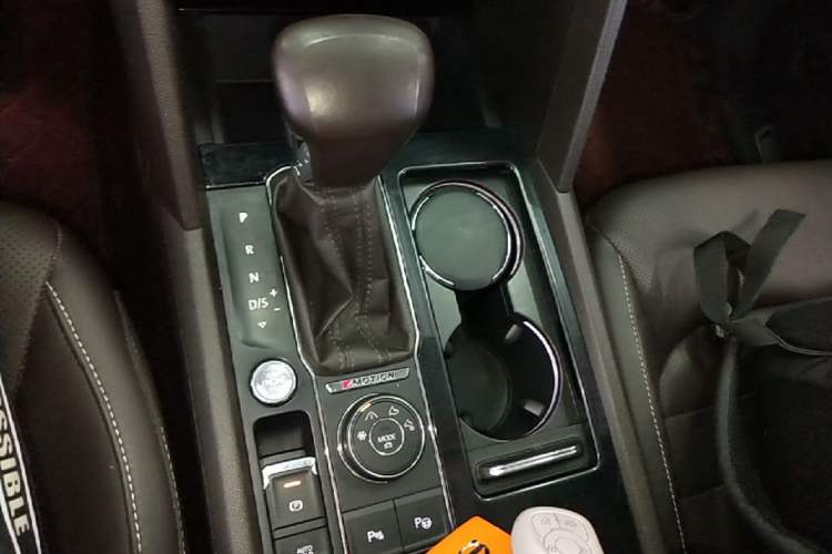 Used Volkswagen Teramont 2017 380TSI Four-Wheel Drive Luxury Edition Gear Lever