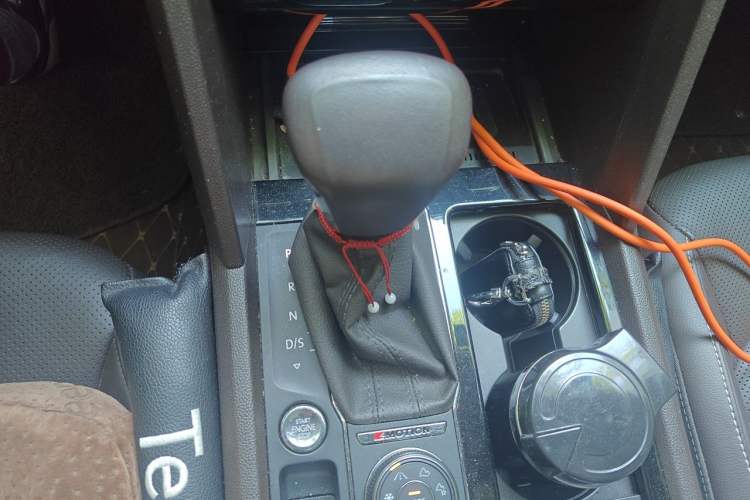 Used Volkswagen Teramont 2017 380TSI Four-Wheel Drive Luxury Edition Gear Lever