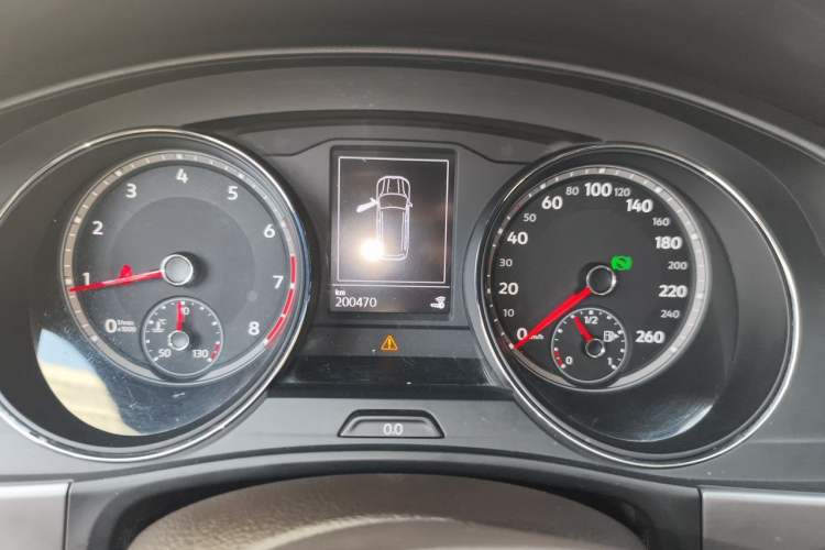 Used Volkswagen Teramont 2017 330TSI Two-Wheel-Drive Luxury Edition Instrument Cluster
