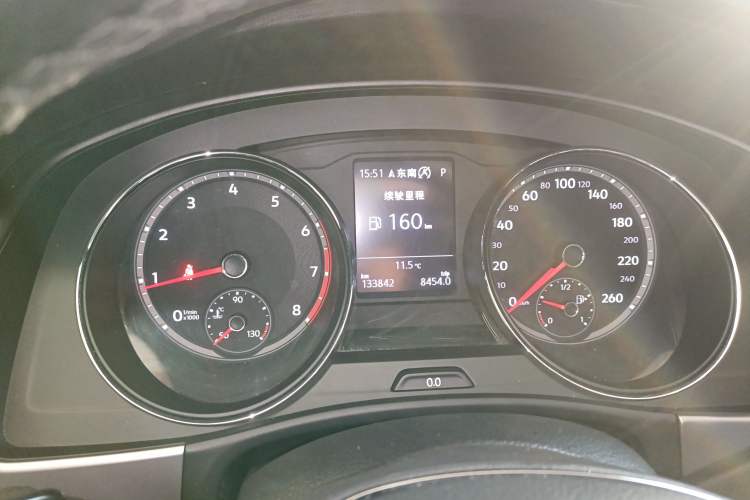 Used Volkswagen Teramont 2017 330TSI Two-Wheel-Drive Luxury Edition Instrument Cluster