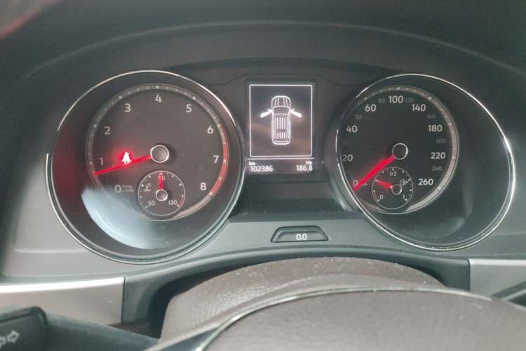 Used Volkswagen Teramont 2017 330TSI Two-Wheel-Drive Luxury Edition Instrument Cluster