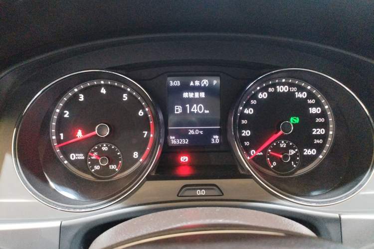 Used Volkswagen Teramont 2017 530 V6 Four-Wheel Drive Luxury Edition Instrument Cluster