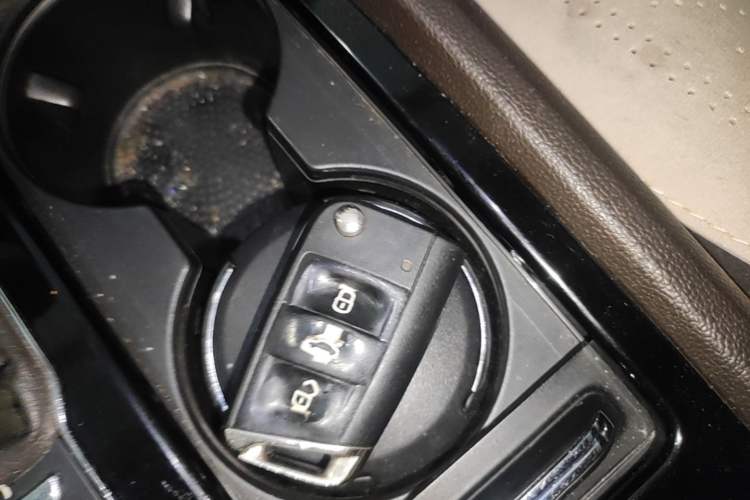 Used Volkswagen Teramont 2017 530 V6 Four-Wheel Drive Luxury Edition Interior 1