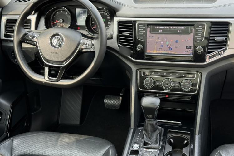 Used Volkswagen Teramont 2017 530 V6 Four-Wheel Drive Luxury Edition Interior 10
