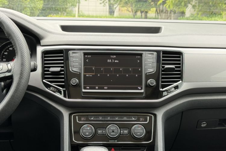 Used Volkswagen Teramont 2017 380TSI Four-Wheel Drive Luxury Edition Interior 15