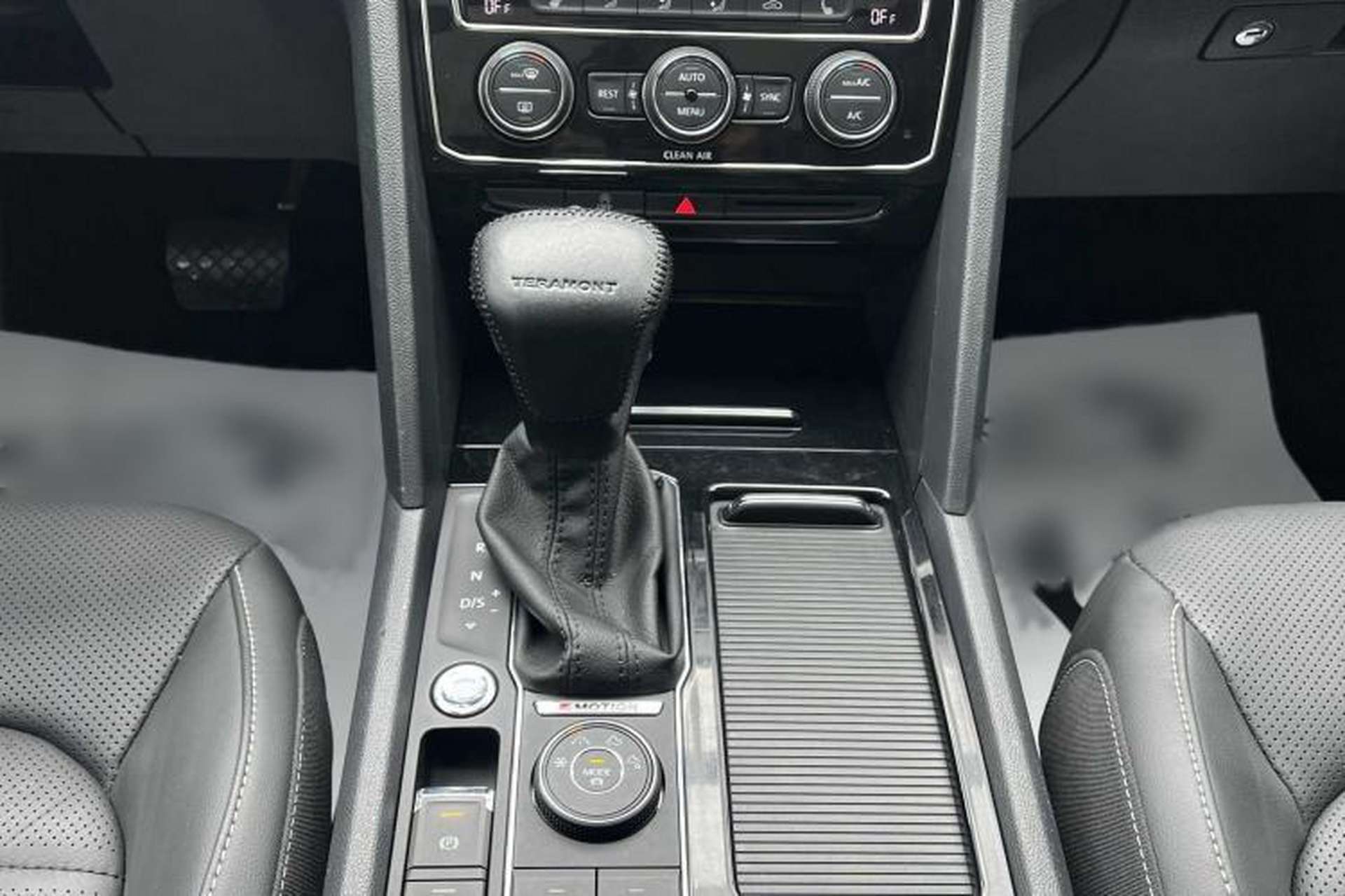 Used Volkswagen Teramont 2017 380TSI Four-Wheel Drive Luxury Edition Interior 2