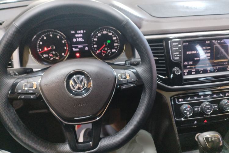 Used Volkswagen Teramont 2017 530 V6 Four-Wheel Drive Luxury Edition Interior 2