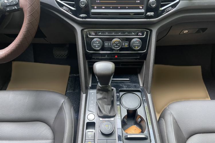 Used Volkswagen Teramont 2017 380TSI Four-Wheel Drive Luxury Edition Interior 5