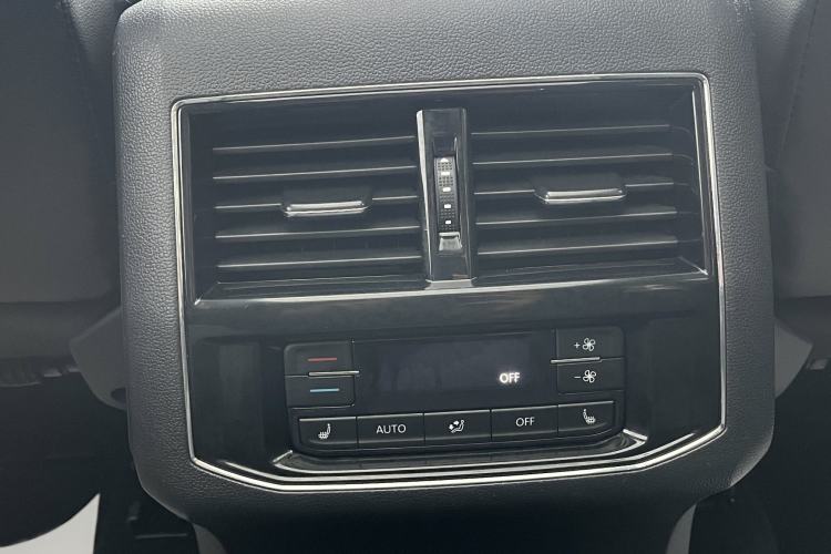 Used Volkswagen Teramont 2017 380TSI Four-Wheel Drive Luxury Edition Interior 6