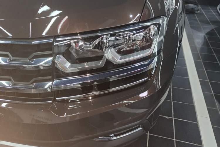 Used Volkswagen Teramont 2017 330TSI Two-Wheel-Drive Luxury Edition Left Front Headlight