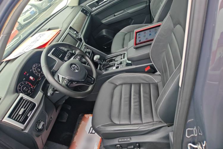 Used Volkswagen Teramont 2017 530 V6 Four-Wheel Drive Supreme Flagship Edition Left Front Seat