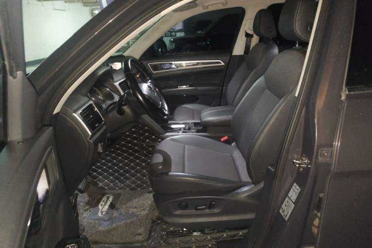 Used Volkswagen Teramont 2017 380TSI Four-Wheel Drive Comfort Edition Left Front Seat