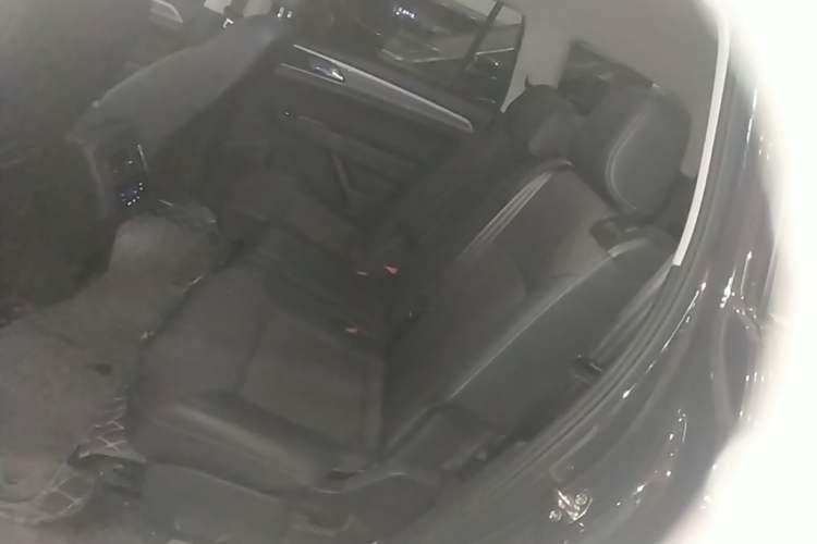 Used Volkswagen Teramont 2017 380TSI Four-Wheel Drive Comfort Edition Left Rear Seat