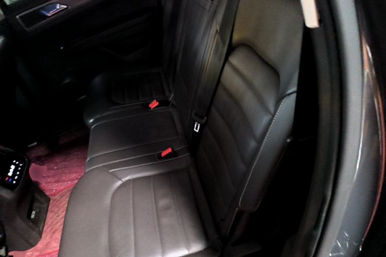 Used Volkswagen Teramont 2017 380TSI Four-Wheel Drive Luxury Edition Left Rear Seat