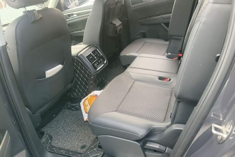 Used Volkswagen Teramont 2017 380TSI Four-Wheel Drive Comfort Edition Left Rear Seat