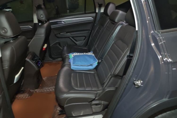 Used Volkswagen Teramont 2017 380TSI Four-Wheel Drive Luxury Edition Left Rear Seat