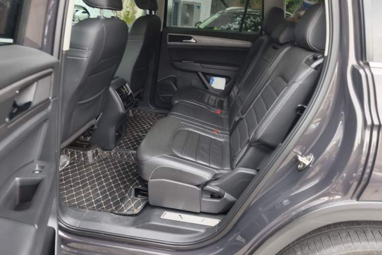 Used Volkswagen Teramont 2017 380TSI Four-Wheel Drive Luxury Edition Left Rear Seat