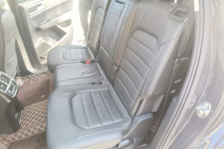 Used Volkswagen Teramont 2017 380TSI Four-Wheel Drive Luxury Edition Left Rear Seat