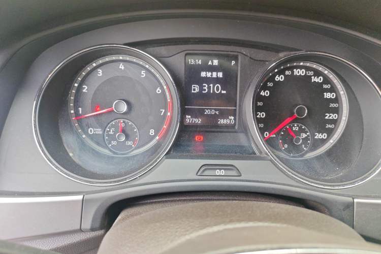 Used Volkswagen Teramont 2017 330TSI Two-Wheel-Drive Luxury Edition Odometer Close Up