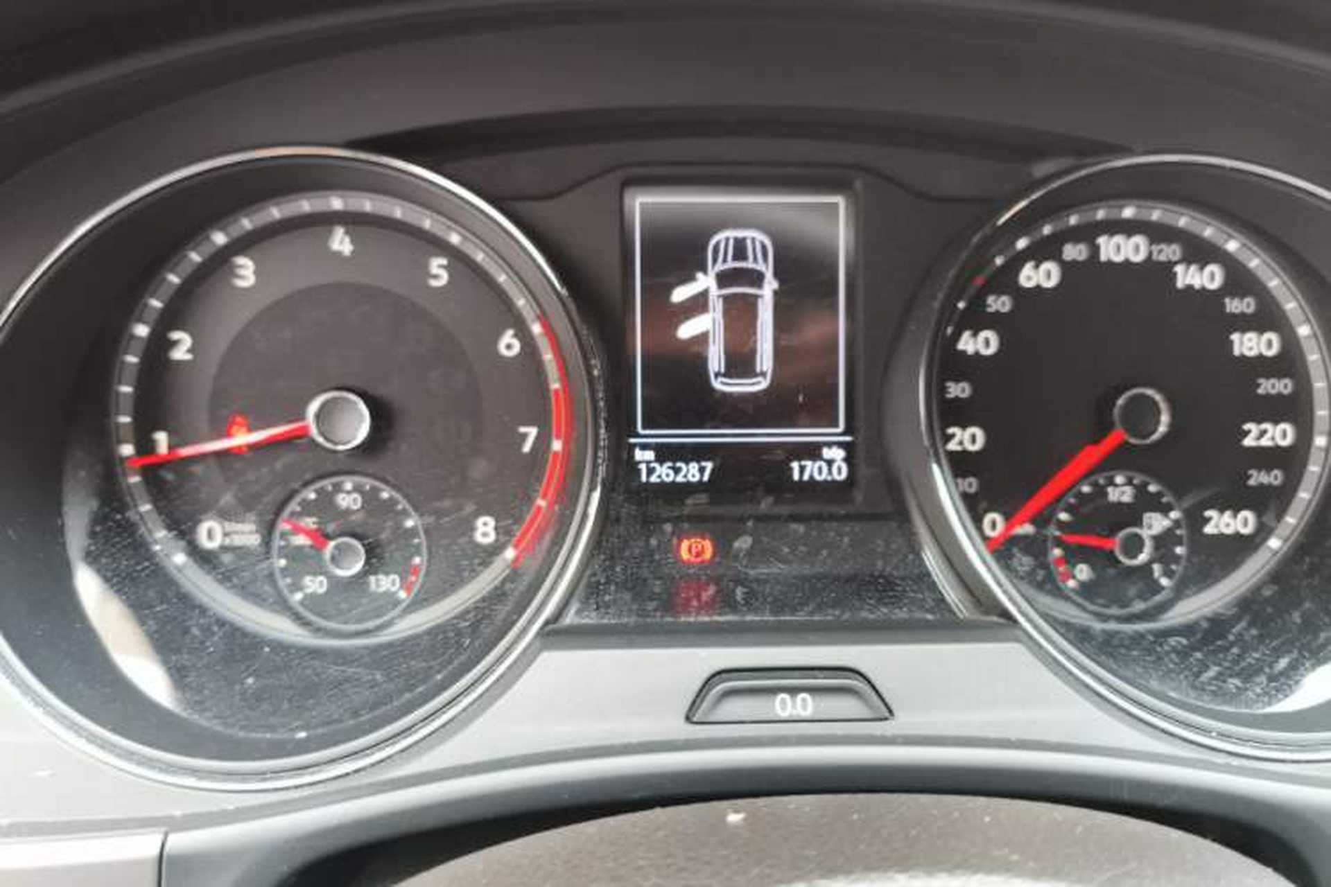 Used Volkswagen Teramont 2017 380TSI Four-Wheel Drive Luxury Edition Odometer Close Up