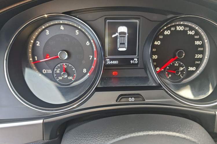 Used Volkswagen Teramont 2017 380TSI Four-Wheel Drive Luxury Edition Odometer Close Up
