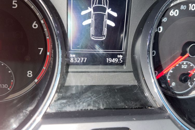 Used Volkswagen Teramont 2017 380TSI Four-Wheel Drive Comfort Edition Odometer Close Up