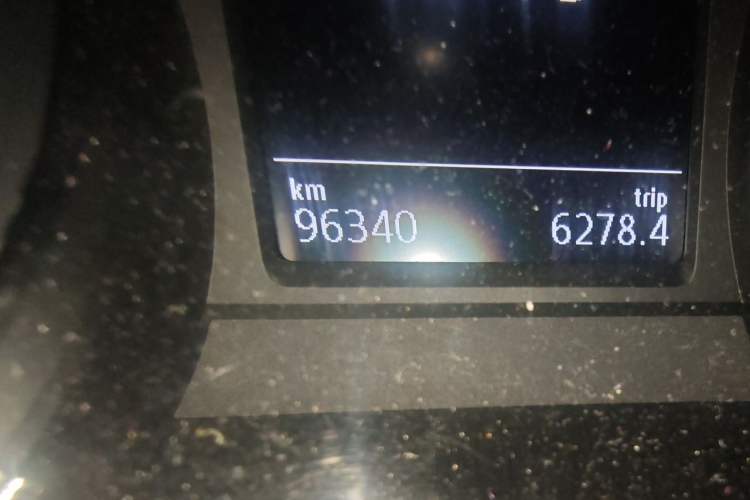 Used Volkswagen Teramont 2017 380TSI Four-Wheel Drive Comfort Edition Odometer Close Up