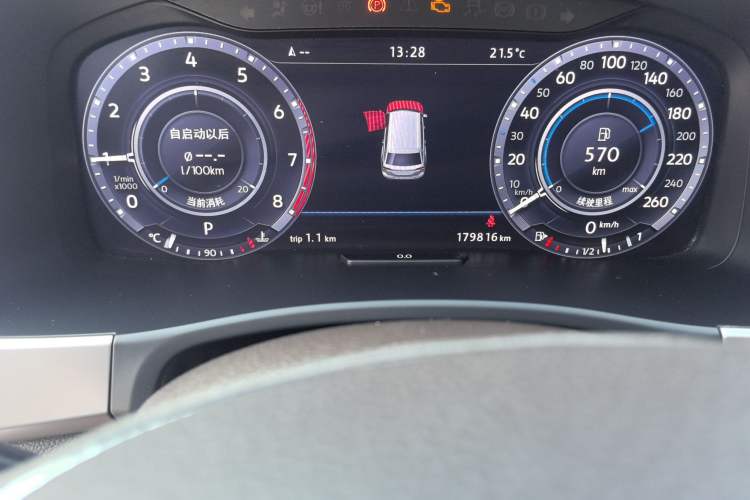 Used Volkswagen Teramont 2017 380TSI Four-Wheel Drive Flagship Edition Odometer Close Up