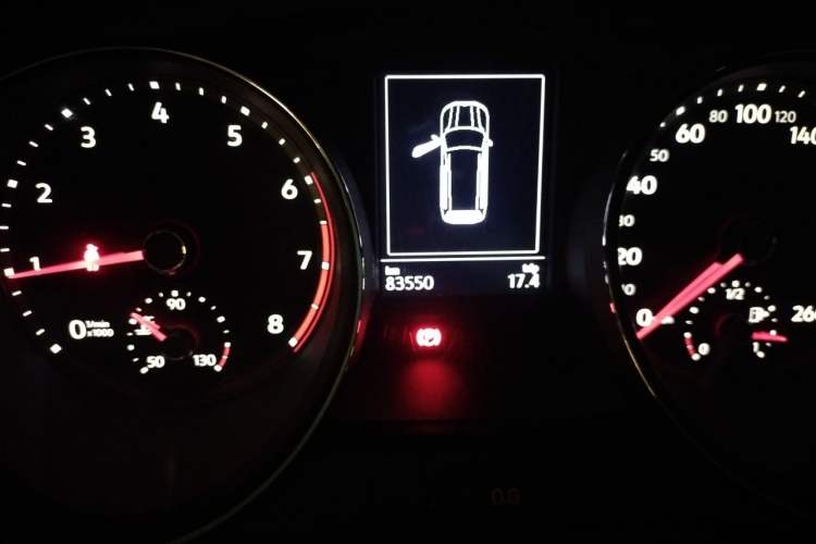 Used Volkswagen Teramont 2017 380TSI Four-Wheel Drive Luxury Edition Odometer Close Up
