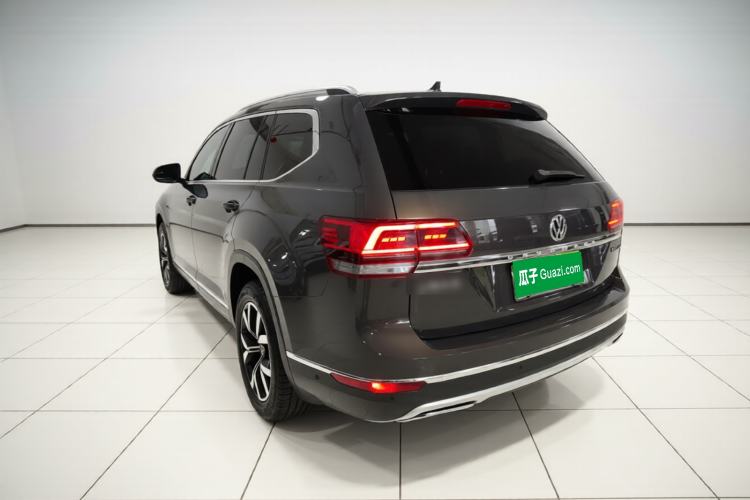 Used Volkswagen Teramont 2017 380TSI Four-Wheel Drive Luxury Edition Rear Left 45 Deg