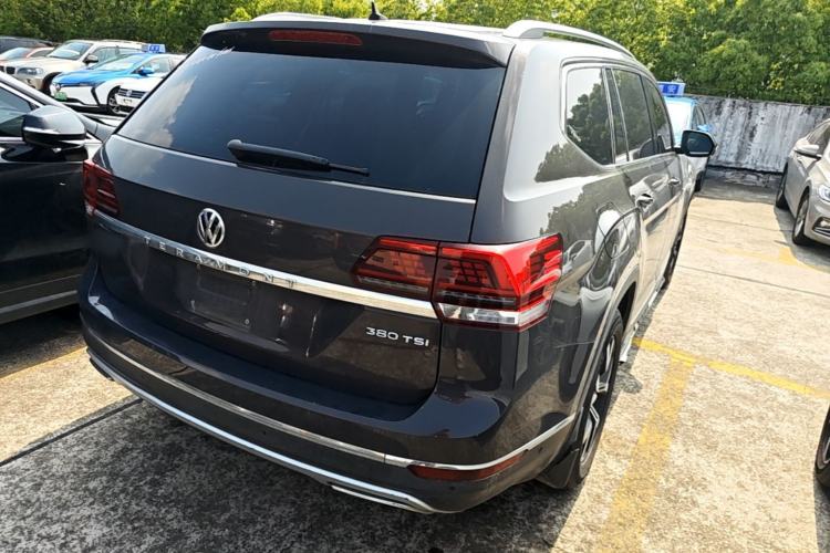 Used Volkswagen Teramont 2017 380TSI Four-Wheel Drive Luxury Edition Rear Right 45 Deg