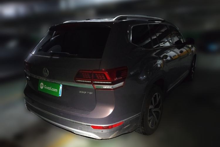 Used Volkswagen Teramont 2017 330TSI Two-Wheel-Drive Luxury Edition Rear Right 45 Deg