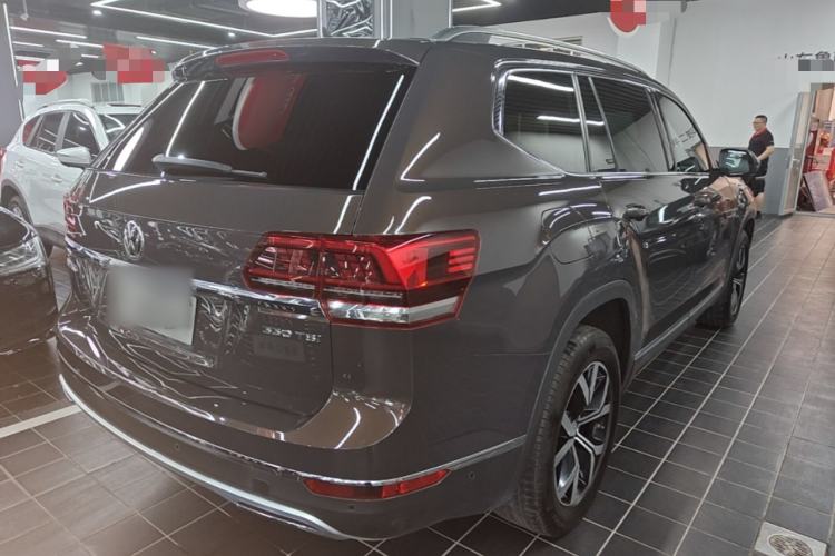Used Volkswagen Teramont 2017 330TSI Two-Wheel-Drive Luxury Edition Rear Right 45 Deg