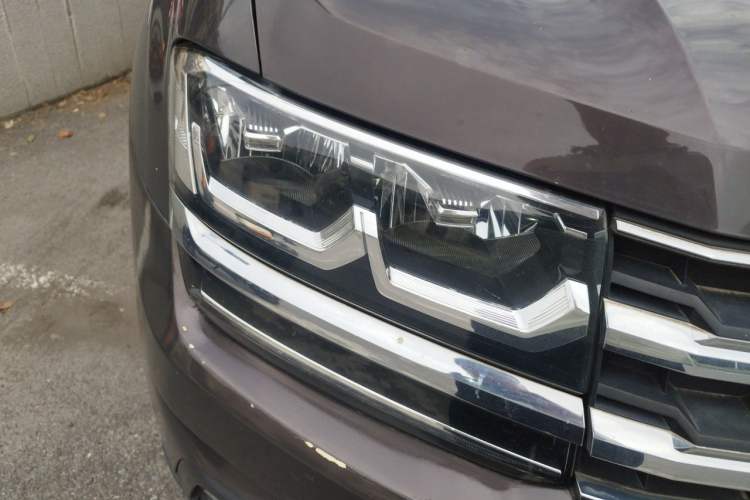 Used Volkswagen Teramont 2017 380TSI Four-Wheel Drive Luxury Edition Right Front Headlight
