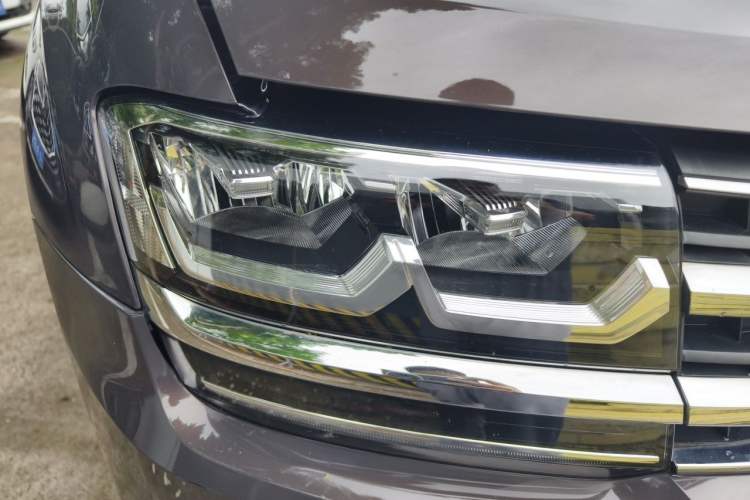 Used Volkswagen Teramont 2017 380TSI Four-Wheel Drive Luxury Edition Right Front Headlight