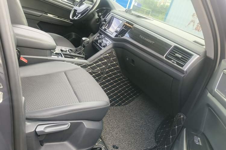 Used Volkswagen Teramont 2017 380TSI Four-Wheel Drive Comfort Edition Right Front Seat