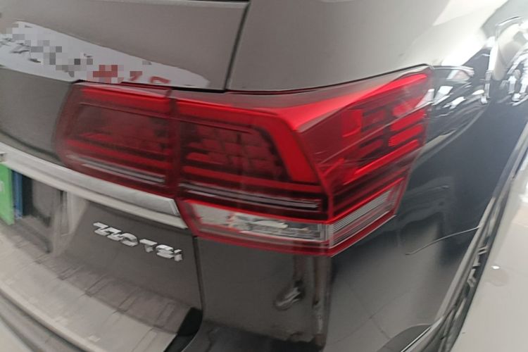 Used Volkswagen Teramont 2017 330TSI Two-Wheel-Drive Luxury Edition Right Rear Taillight