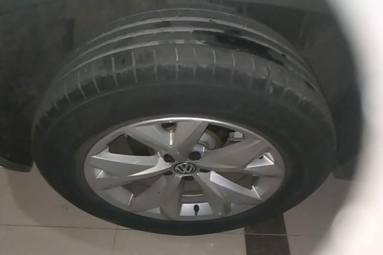 Used Volkswagen Teramont 2017 380TSI Four-Wheel Drive Comfort Edition Right Rear Wheel Hub