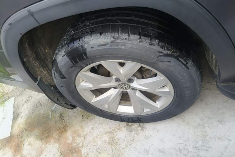 Used Volkswagen Teramont 2017 380TSI Four-Wheel Drive Comfort Edition Right Rear Wheel Hub