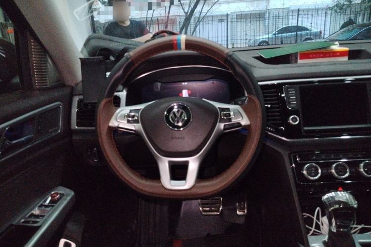 Used Volkswagen Teramont 2017 380TSI Four-Wheel Drive Flagship Edition Steering Wheel