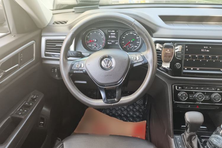 Used Volkswagen Teramont 2017 330TSI Two-Wheel-Drive Luxury Edition Steering Wheel