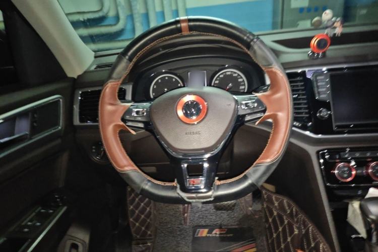 Used Volkswagen Teramont 2017 380TSI Four-Wheel Drive Luxury Edition Steering Wheel